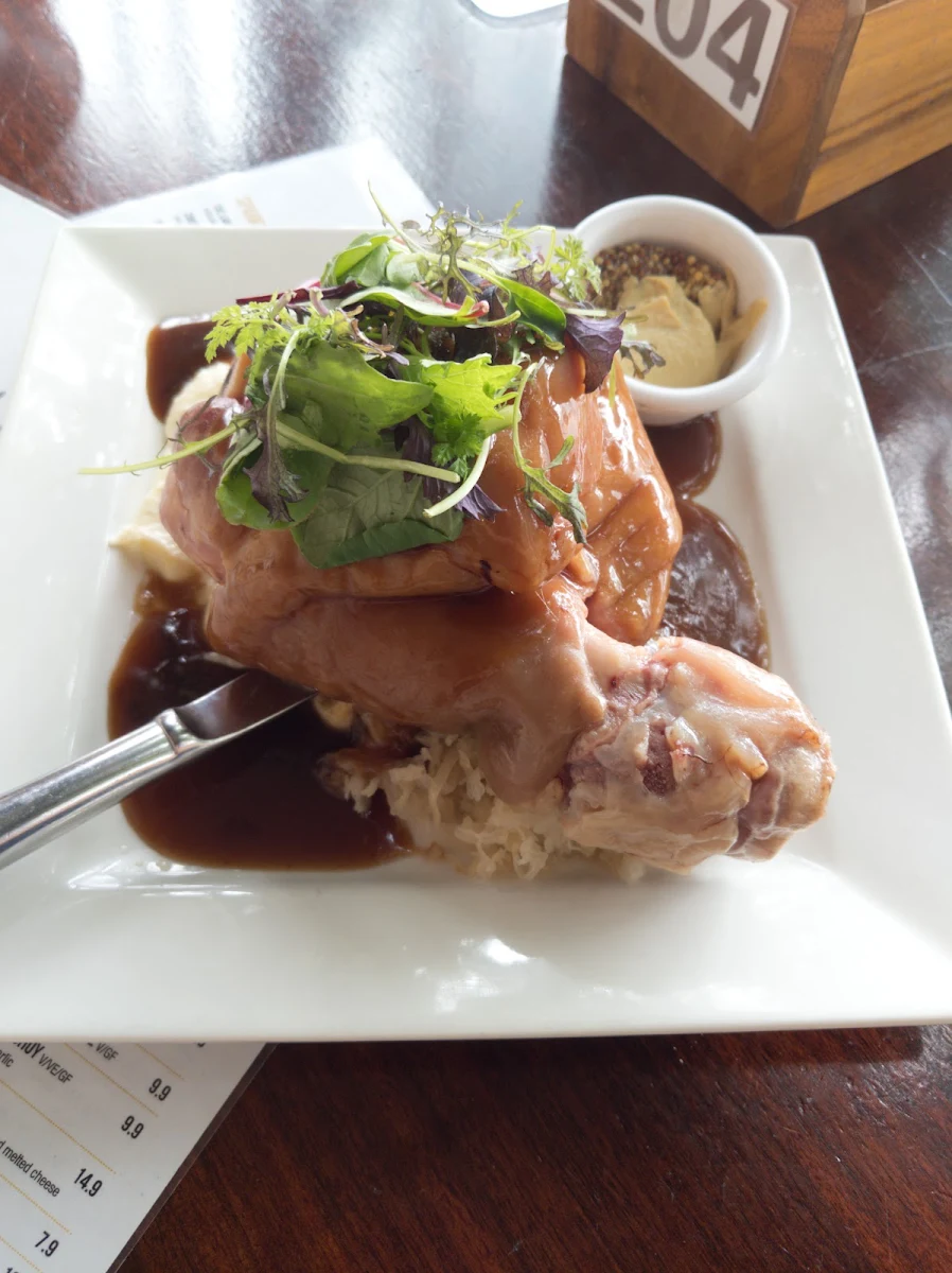 Pork Knuckle, German Arms Hotel