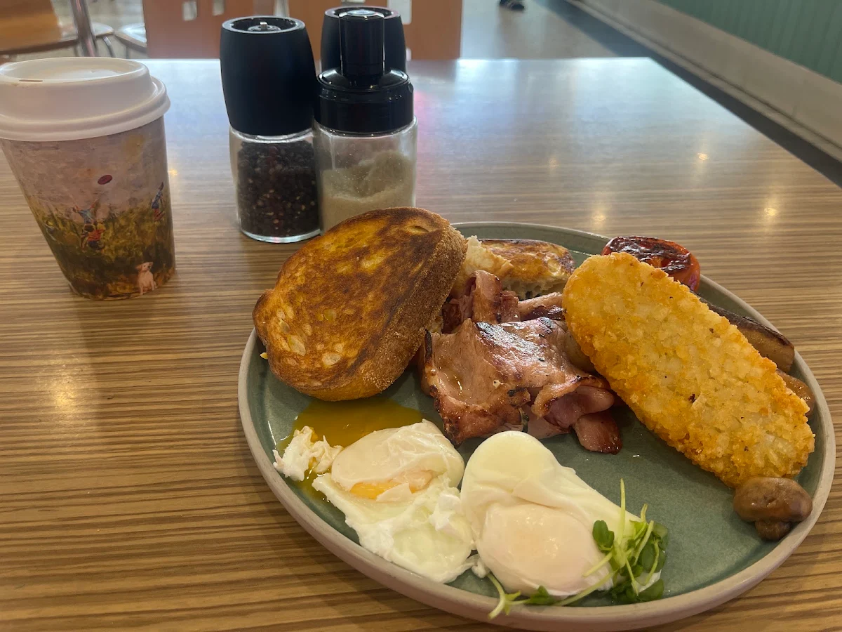 Highlights, Brew and Grind Cafe