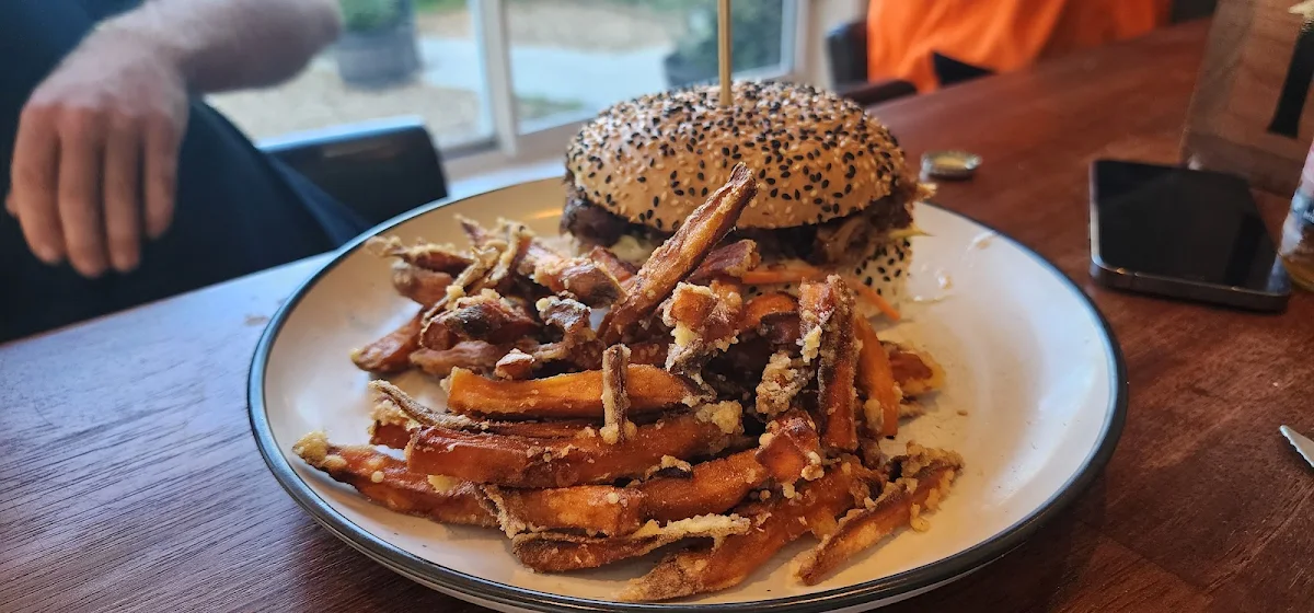 Pulled Pork Burger