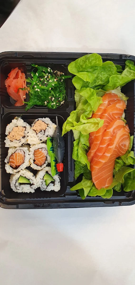 Sashimi Box, Sette Café