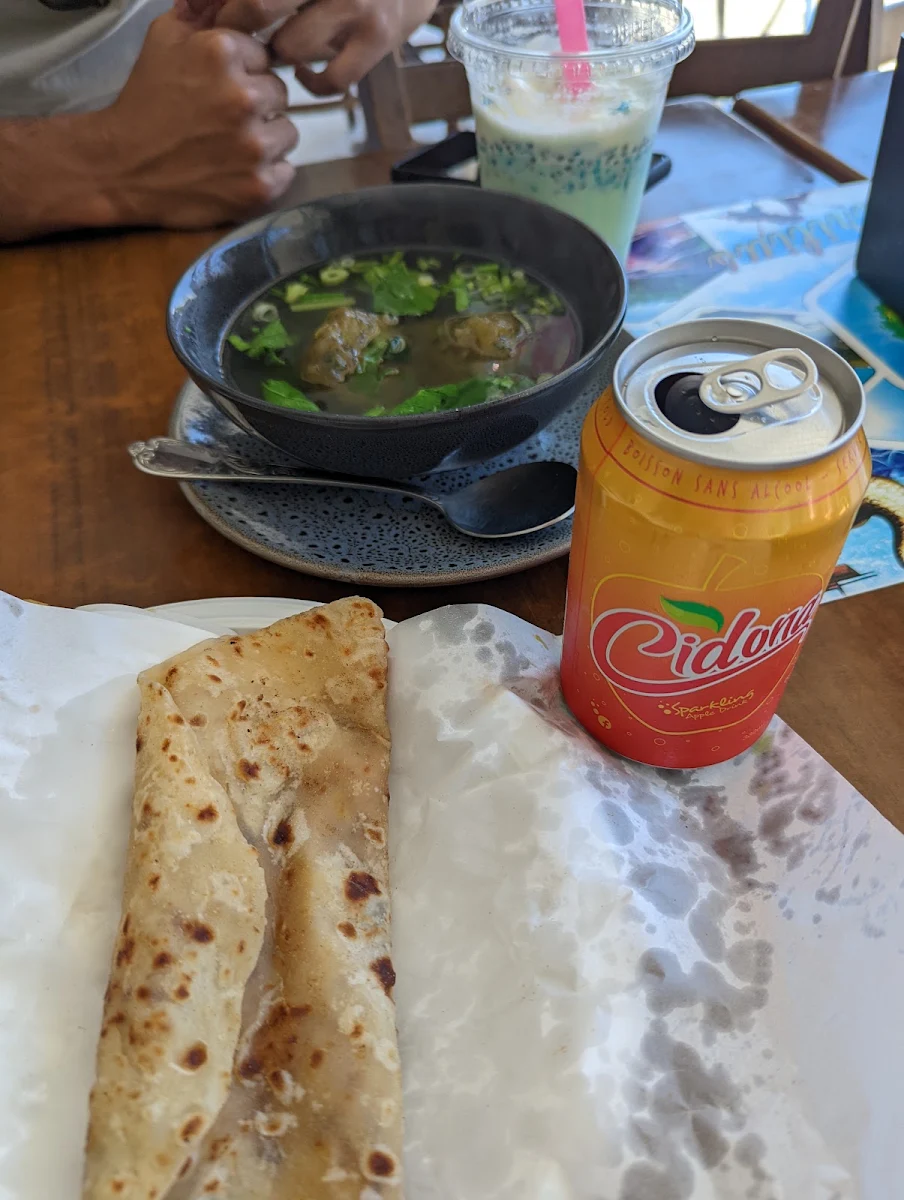 Highlights, Creole Corner Cafe