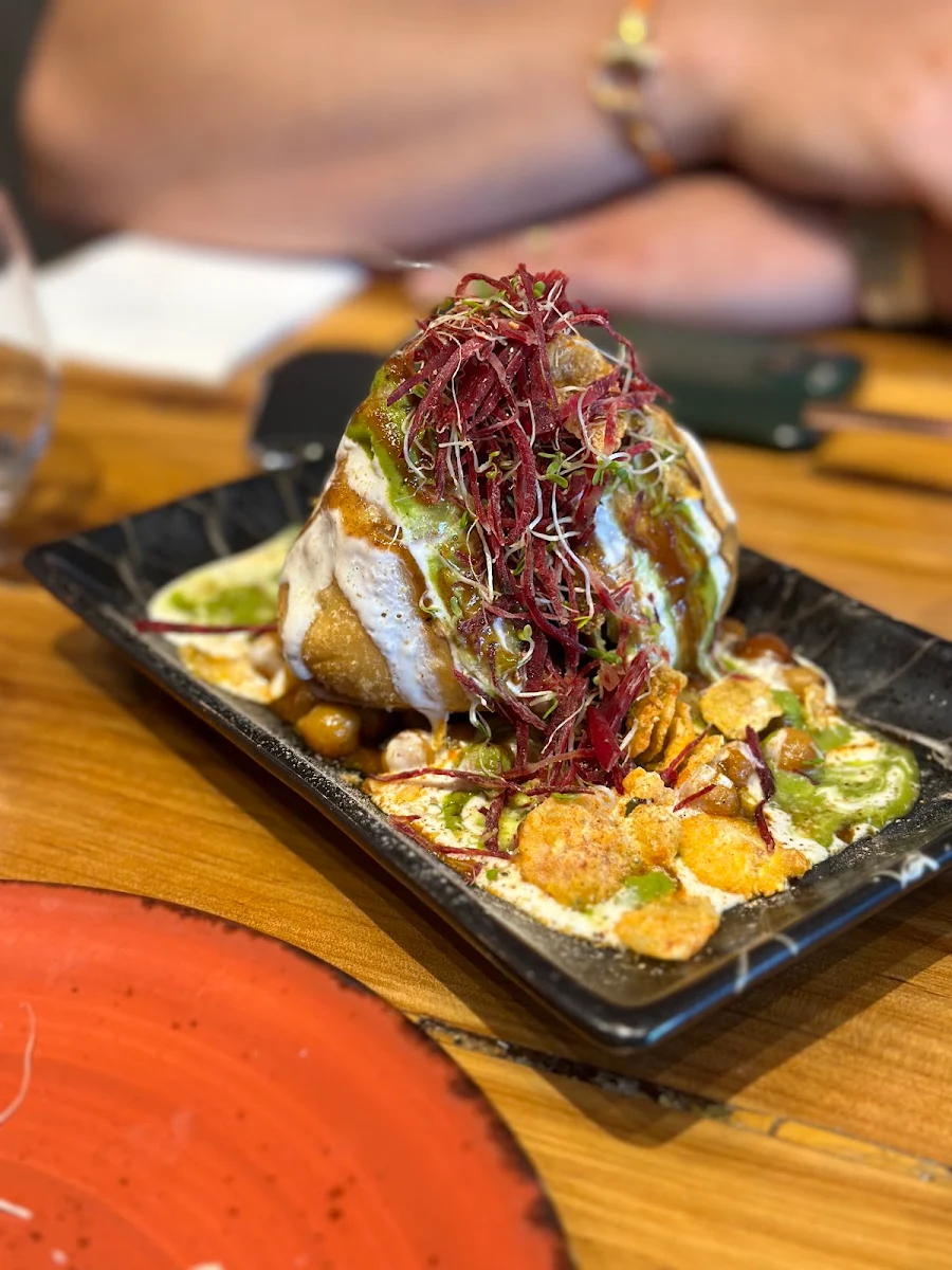 Classic Samosa Chaat 2 pcs