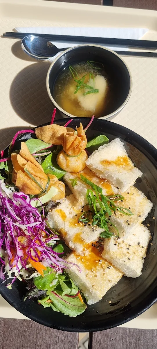 Highlights, Neko Sushi & Bowl