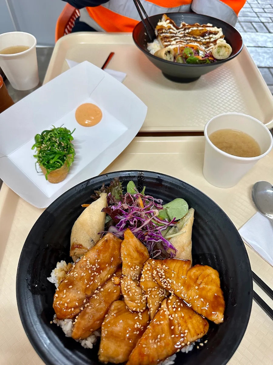 Highlights, Neko Sushi & Bowl