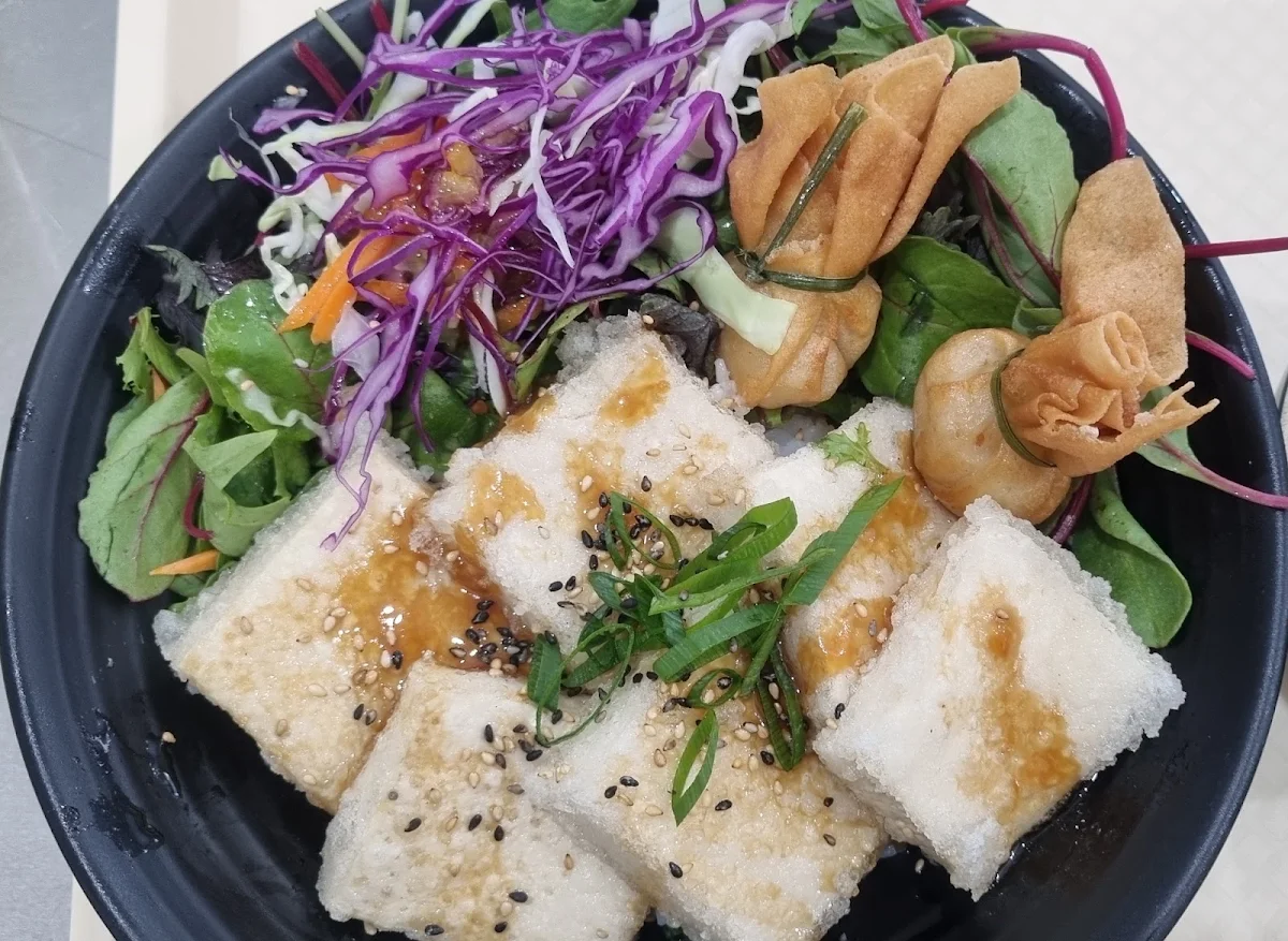 Highlights, Neko Sushi & Bowl