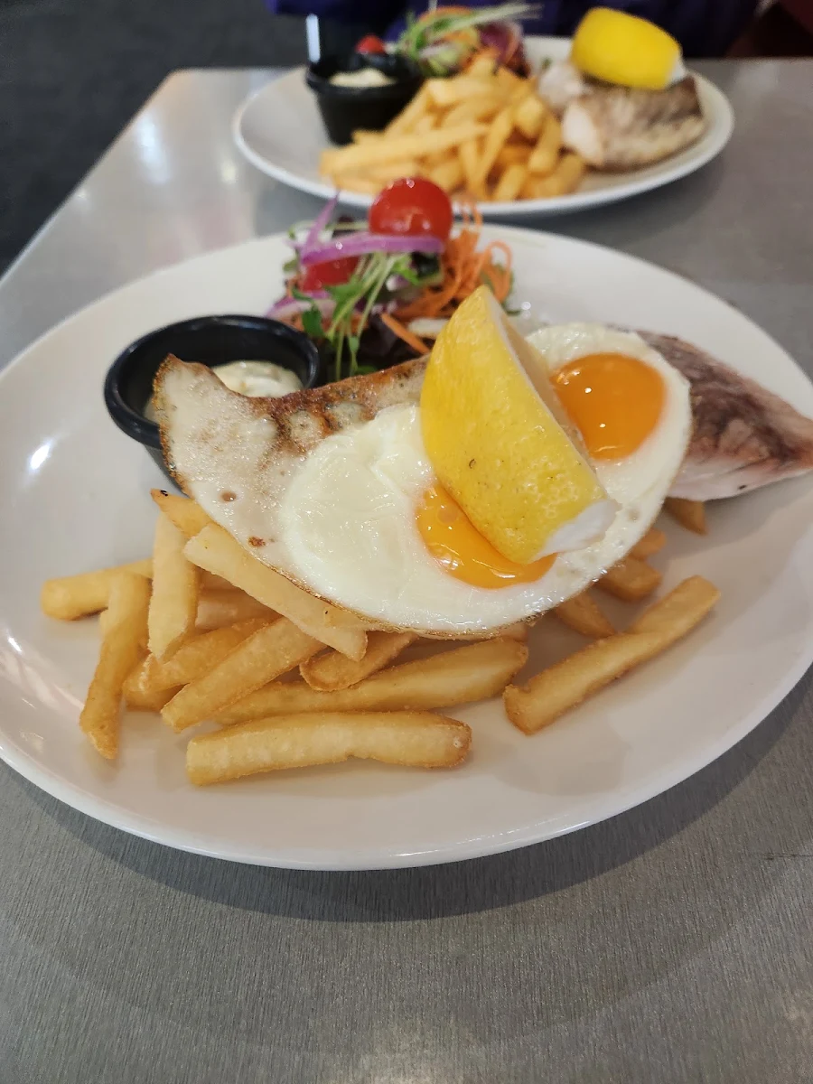 Fish and Chips, Burnside Tavern
