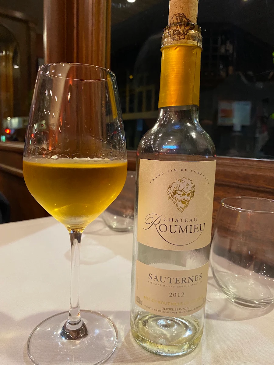 Sauternes, Charcoal Grill on The Hill