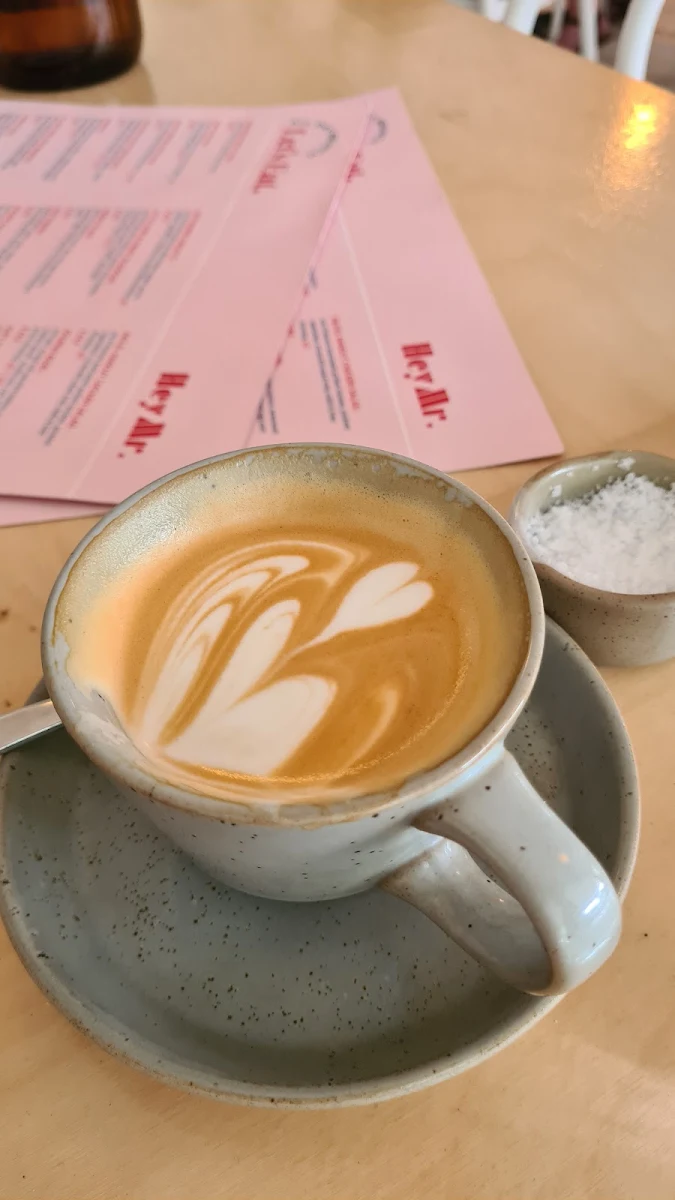 Flat White, Hey Mr. New Farm