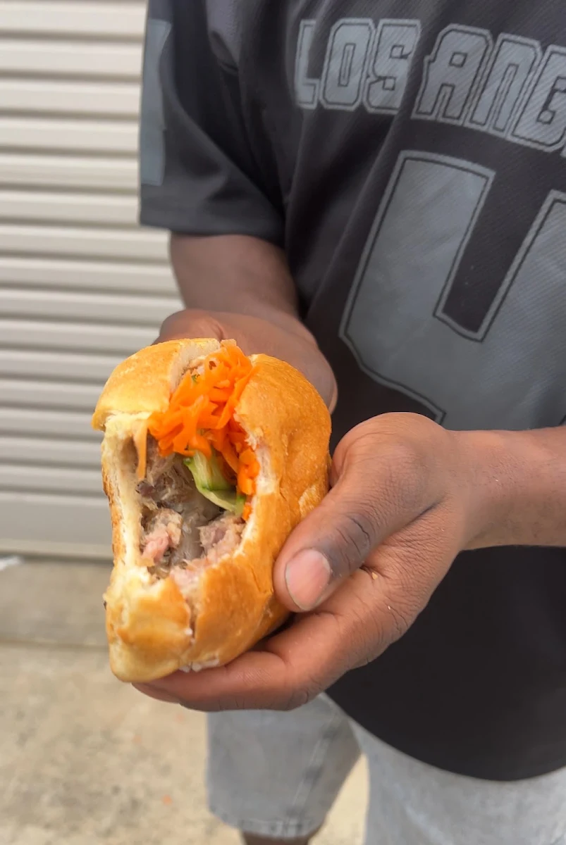 Combination Roll, Rolls on the run Banh Mi