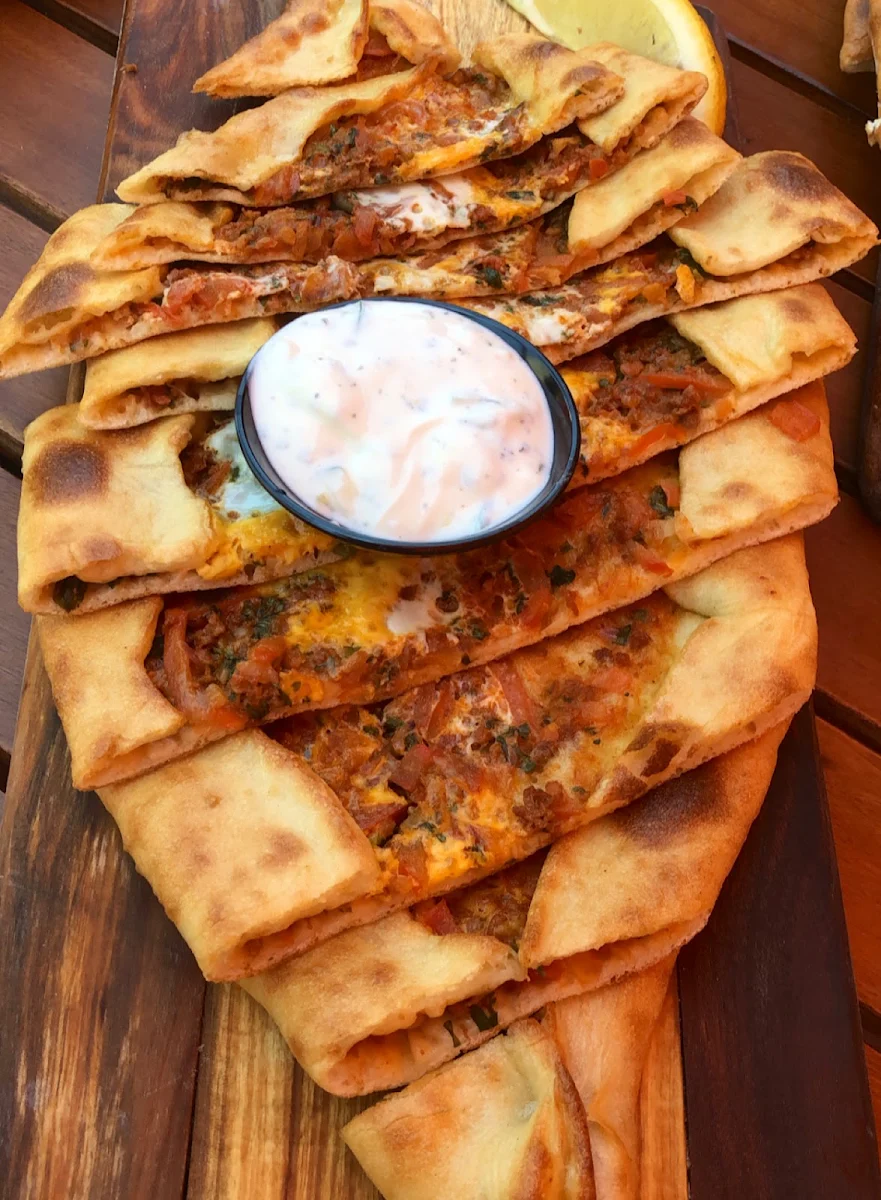 Pide, OZİ PIZZA&KEBAB