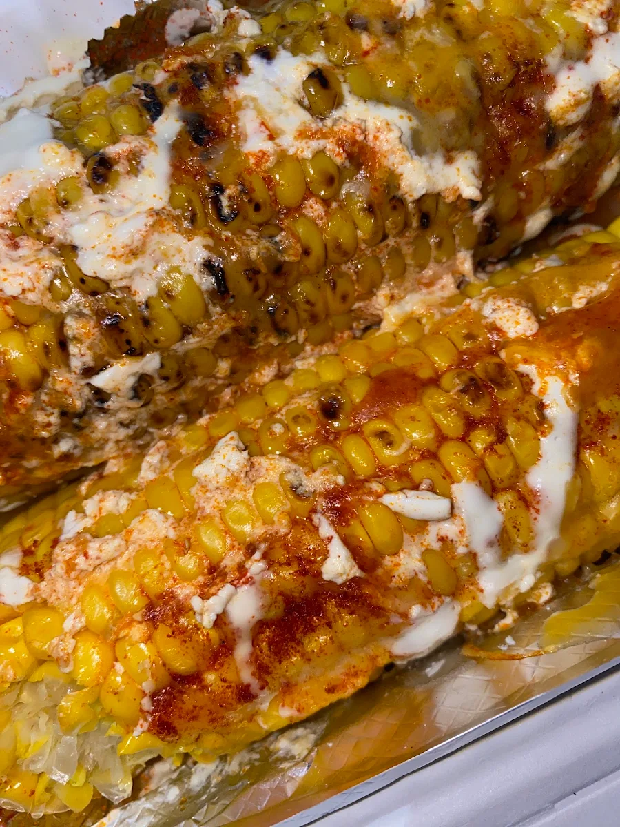 Elotes, Los Muchachos Mexican