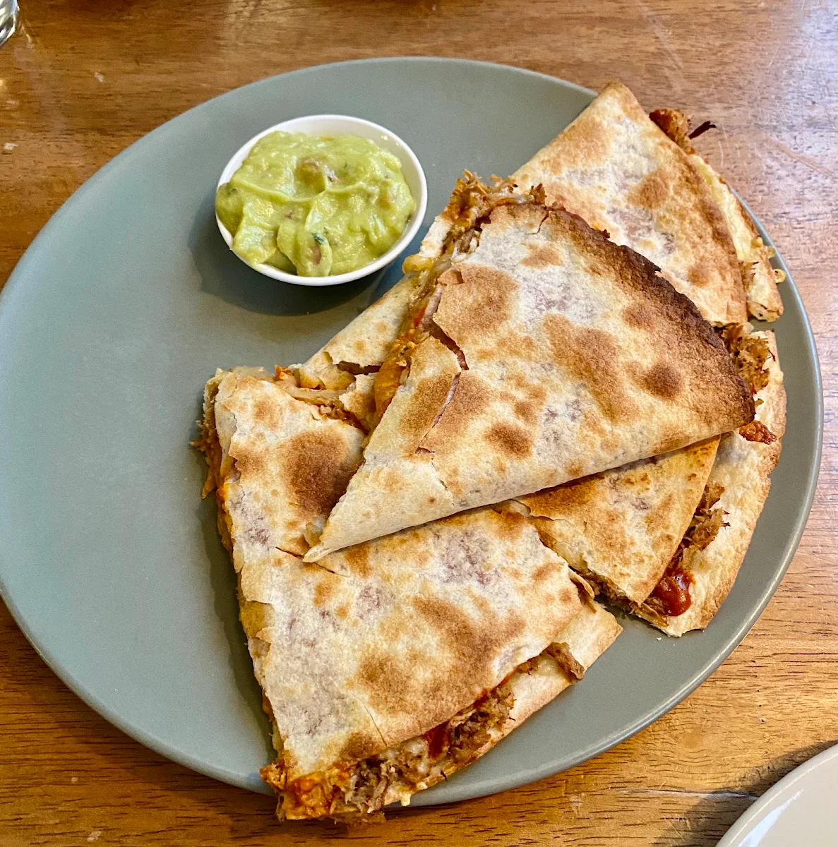 Quesadilla, Los Muchachos Mexican