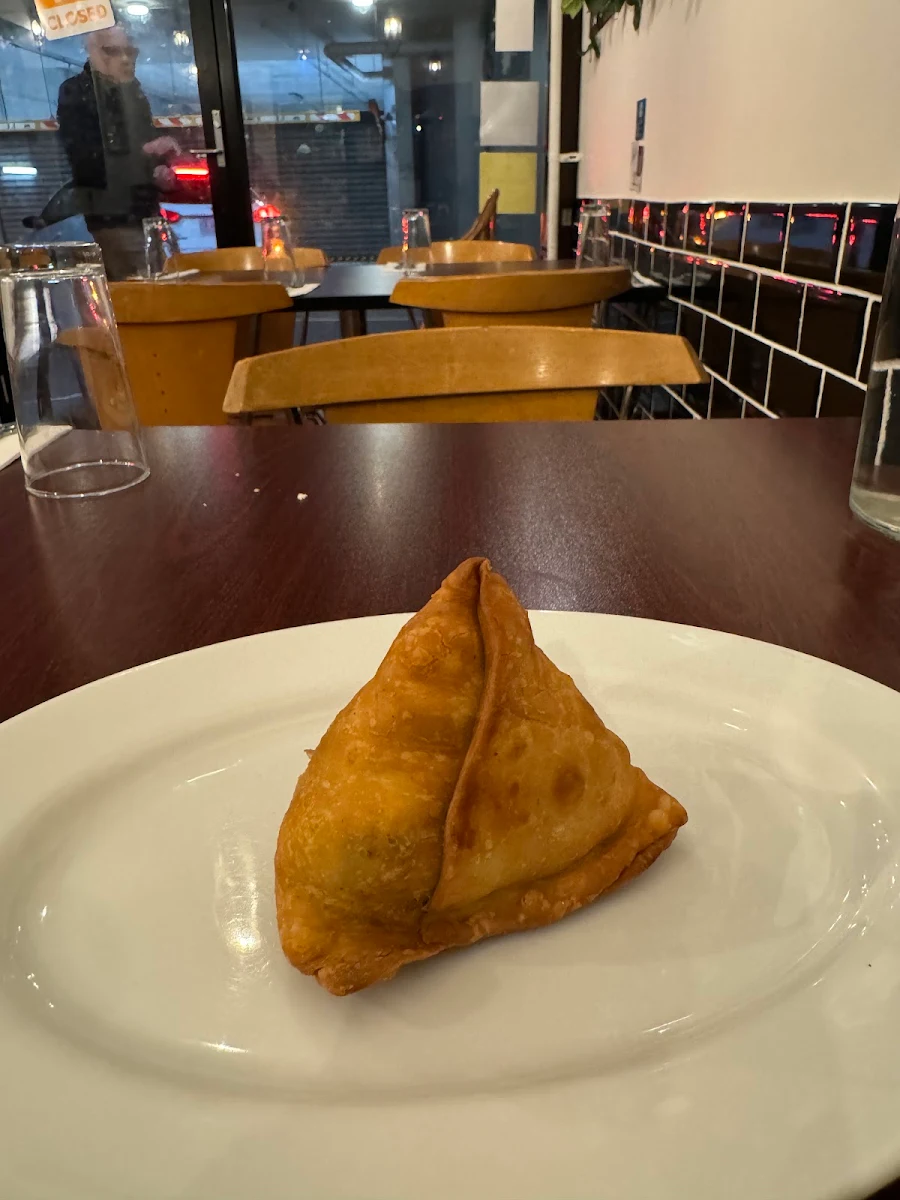 Veg Samosa 2 pcs VG