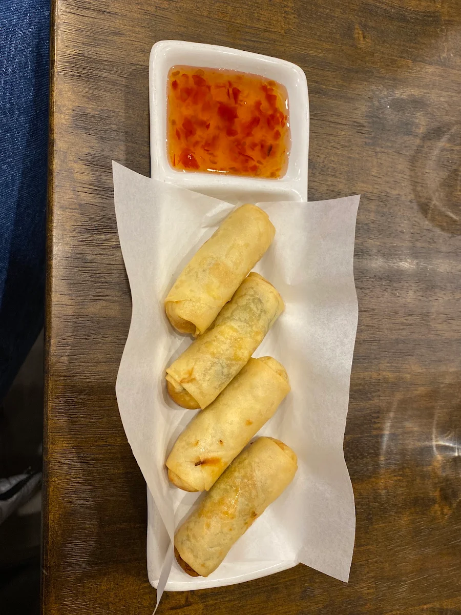Spring Rolls, Yakoo Menai