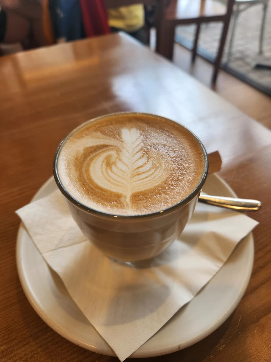 Flat White, Gico Eatery