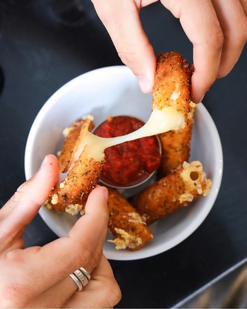 Mozzarella Sticks