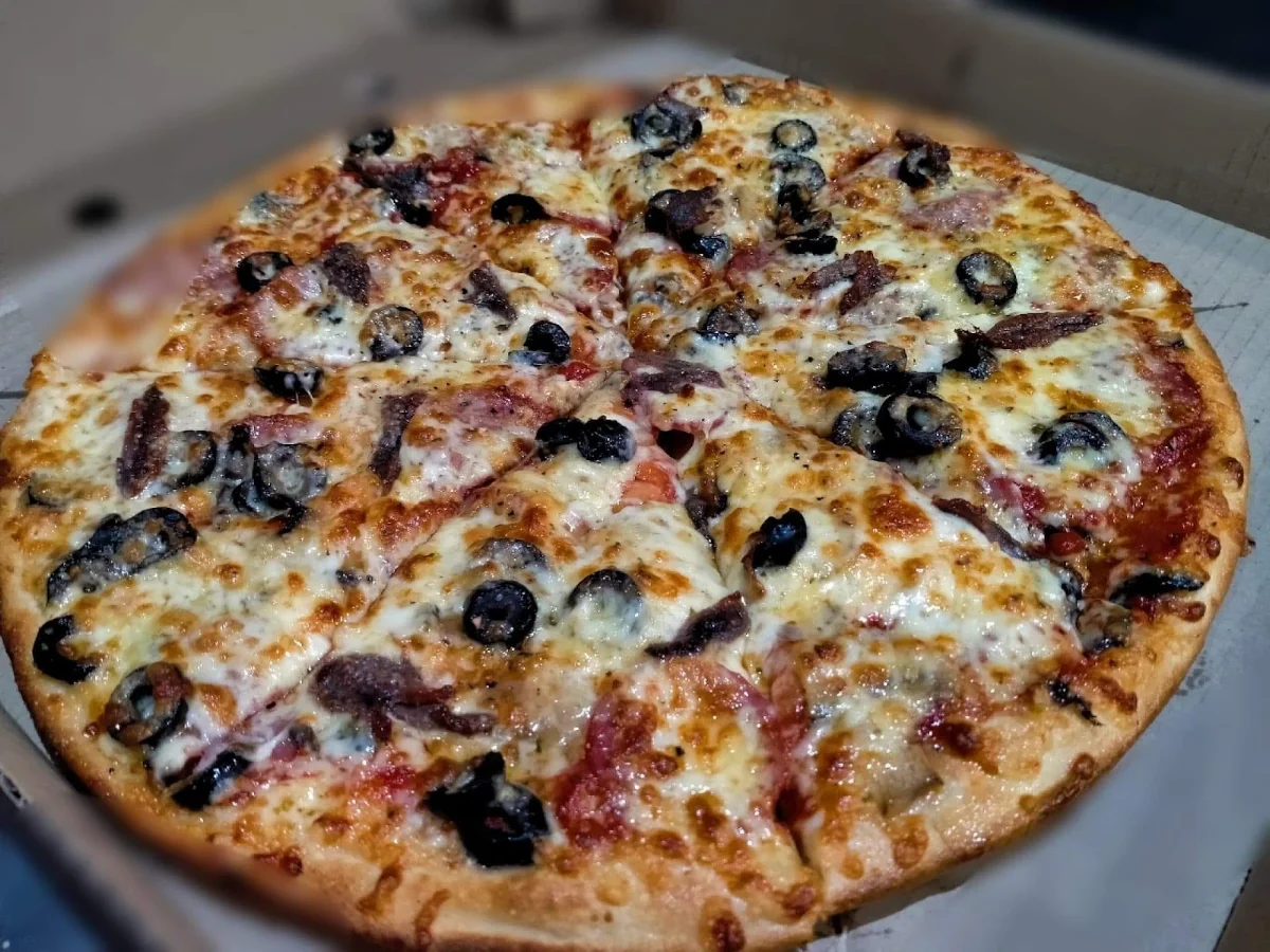 Highlights, Newpark Pizza