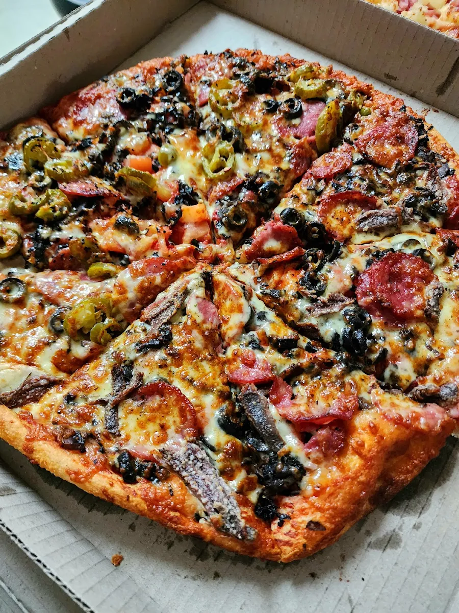 Highlights, Newpark Pizza