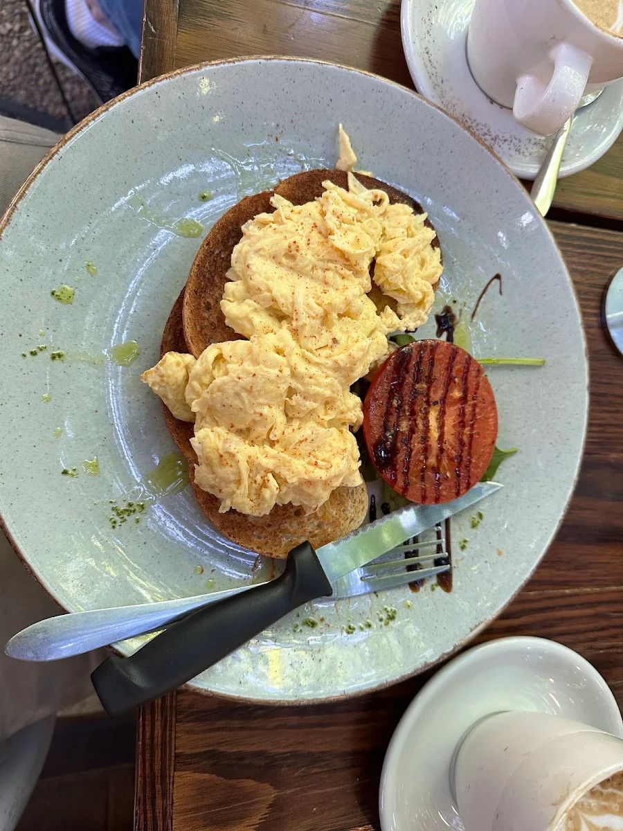 Highlights, Crew espresso bar