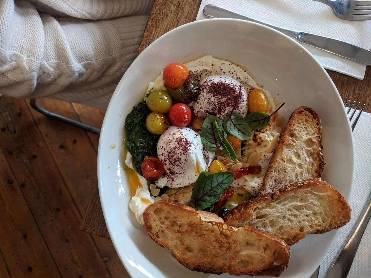 Turkish Poached Eggs