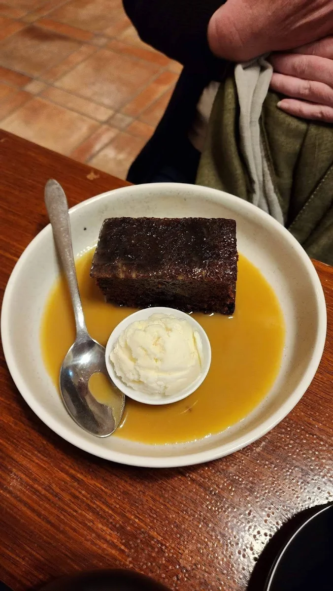 Sticky Date & Toffee Pudding