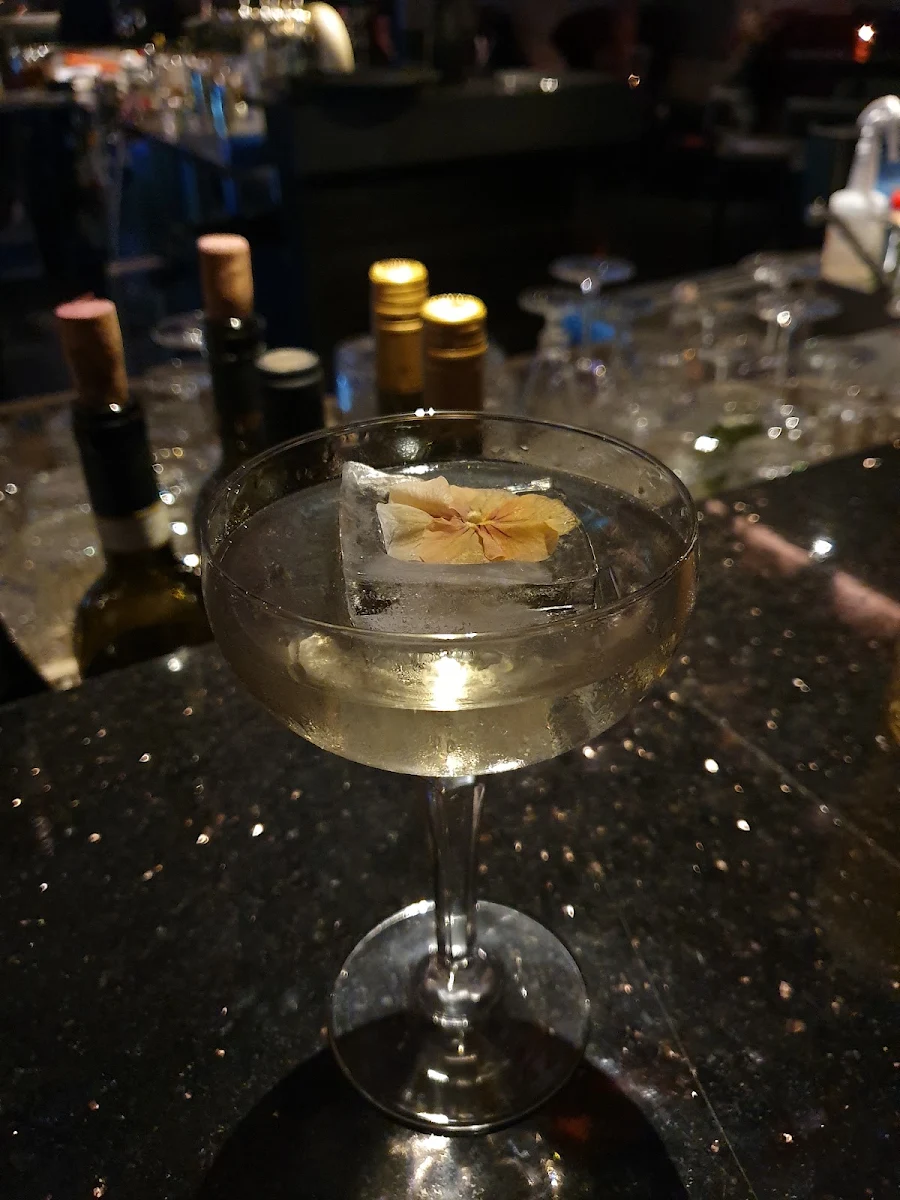 Cocktail, Pascale Bar & Grill