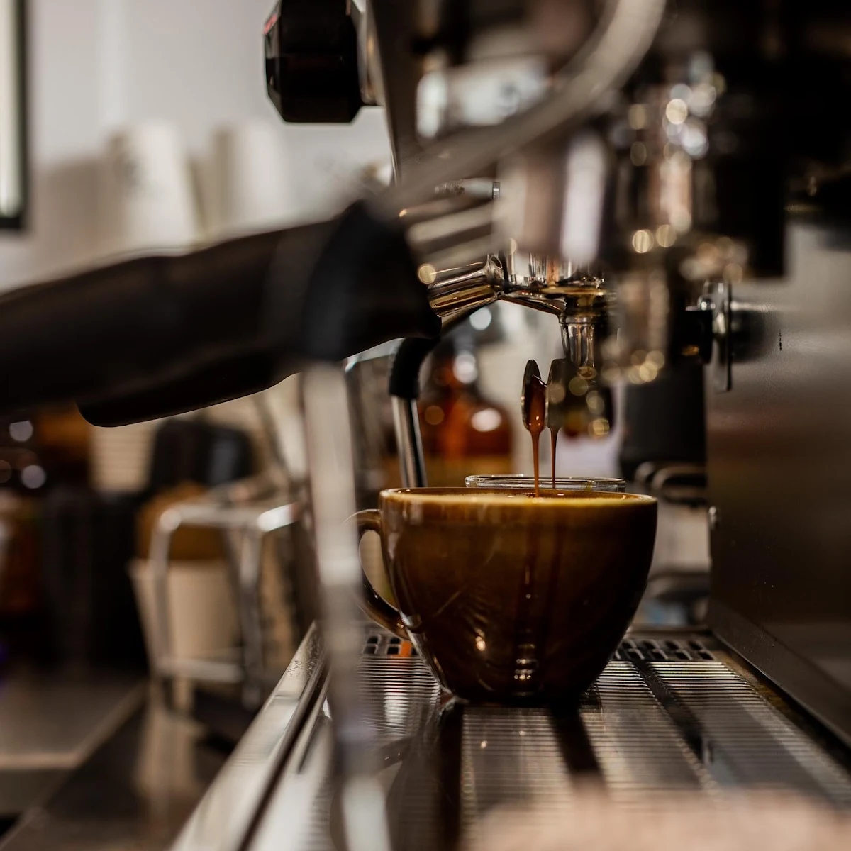 Highlights, Lakes Coffee Co