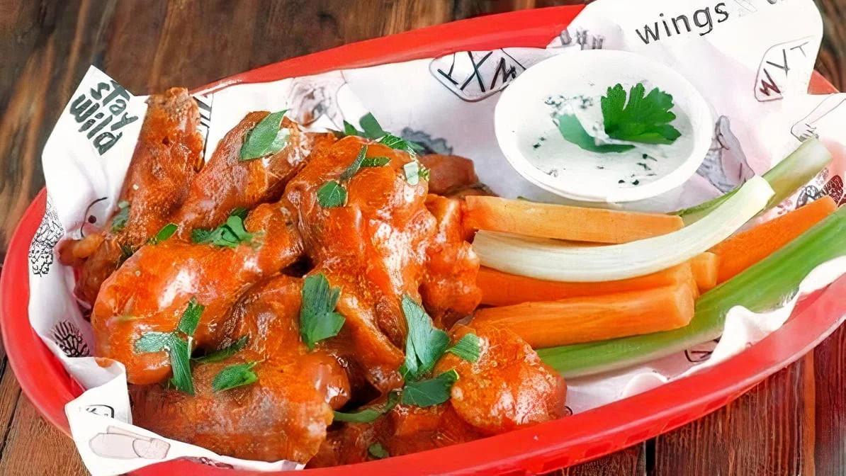 Highlights, Wings And Tins Darlinghurst