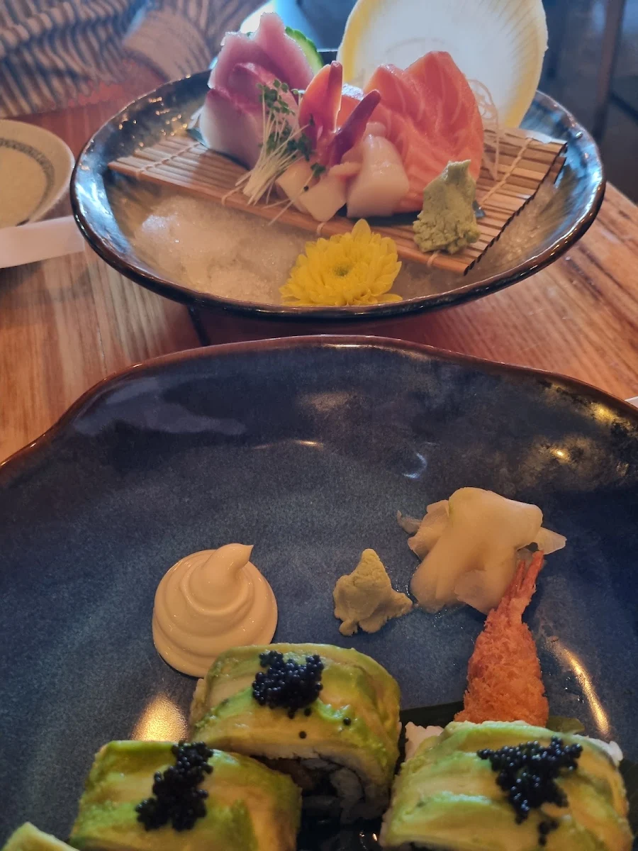 Dragon Roll, KUZA