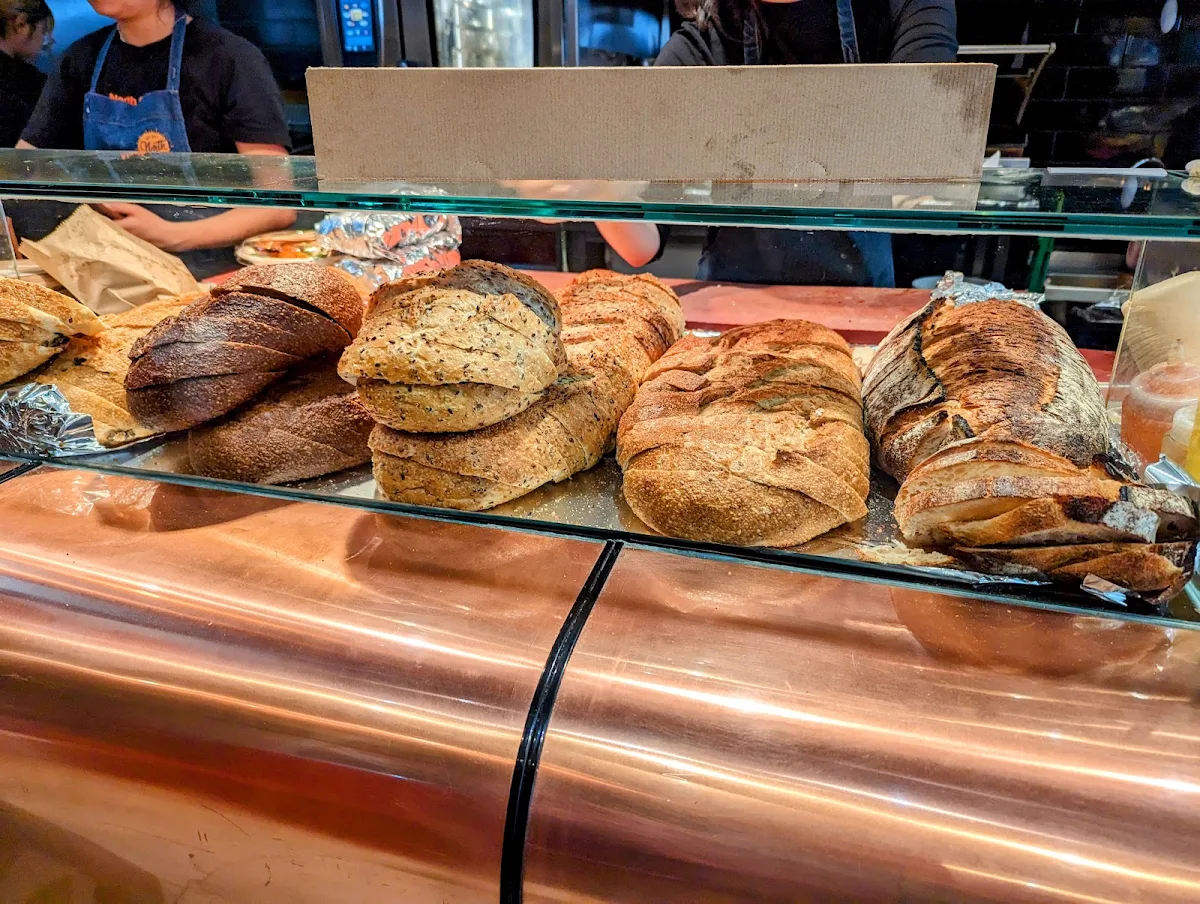 Bread Options, North Sandwich & Burger Kent St