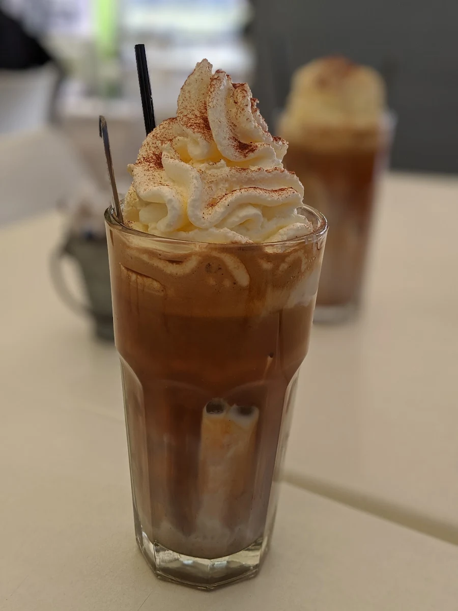 Iced Coffee, Lexie's on the Beach & The Crow's Nest (upstairs)