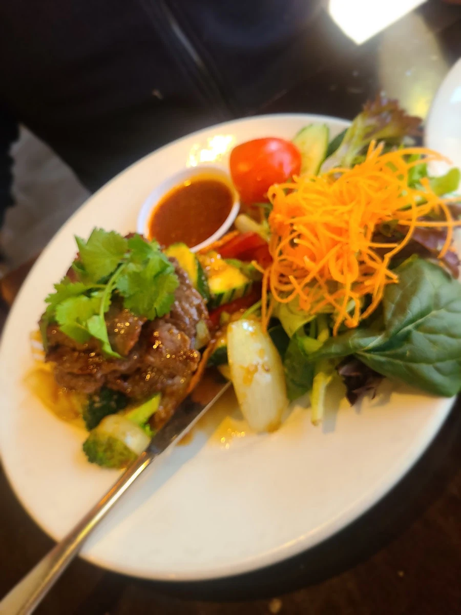 BBQ Beef, The House of Thai