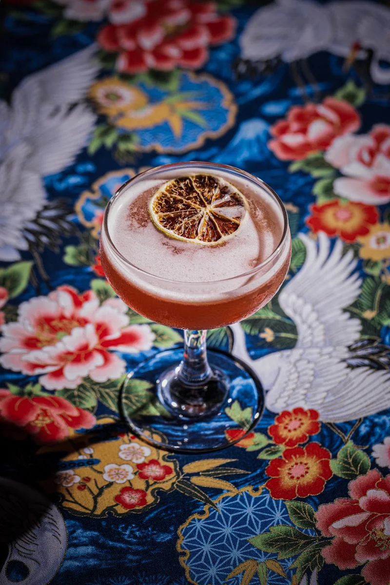 Highlights, Bar Hanami