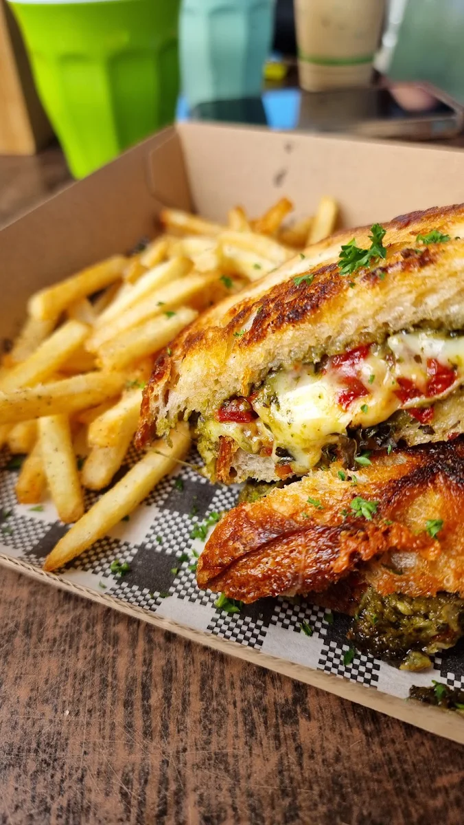 Flat Grill Melt