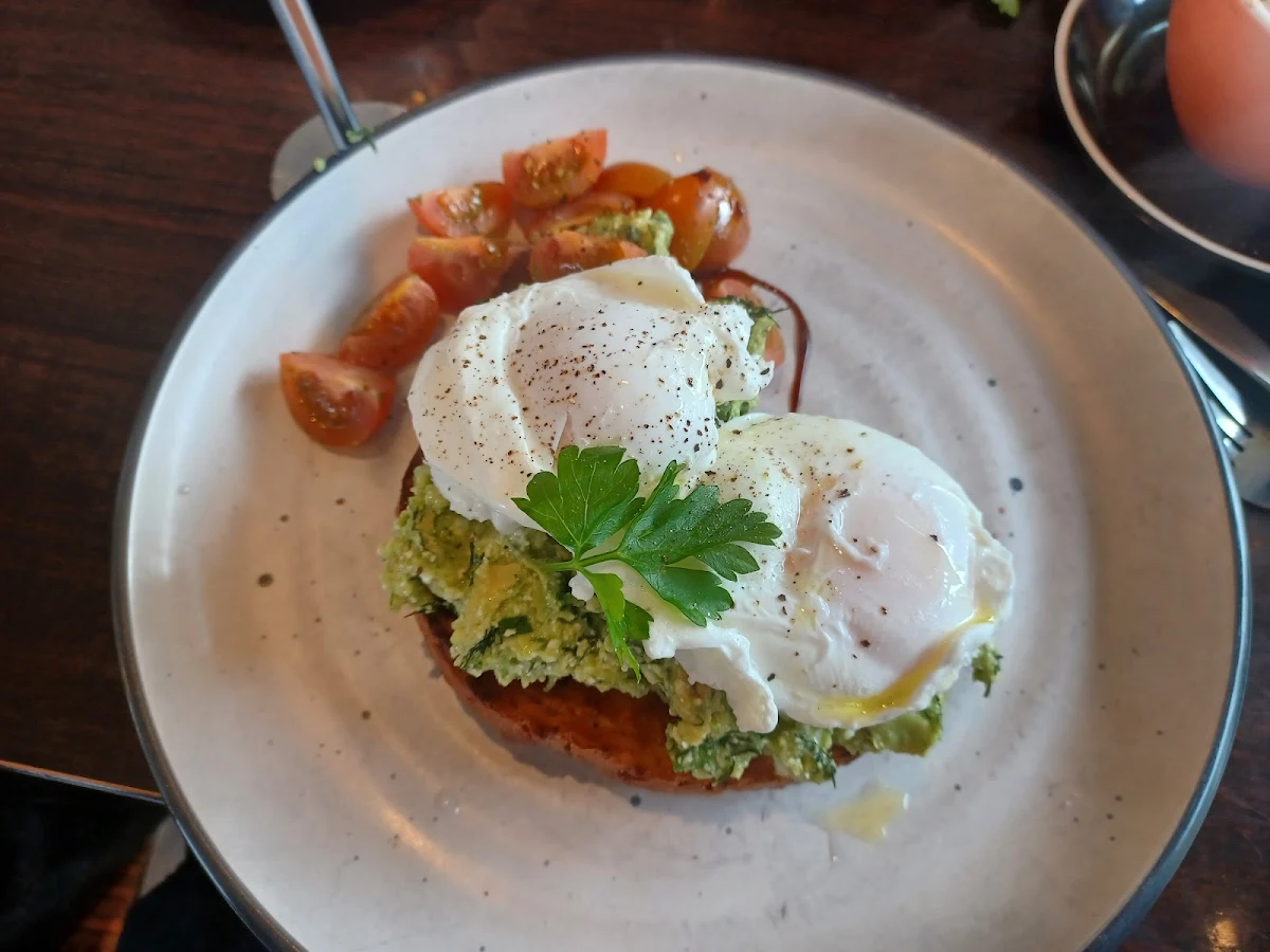 Smashed Avocado, Cornercaf Eltham