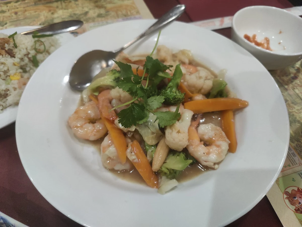 Highlights, Peacock Gardens Chinese & Thai Restaurant