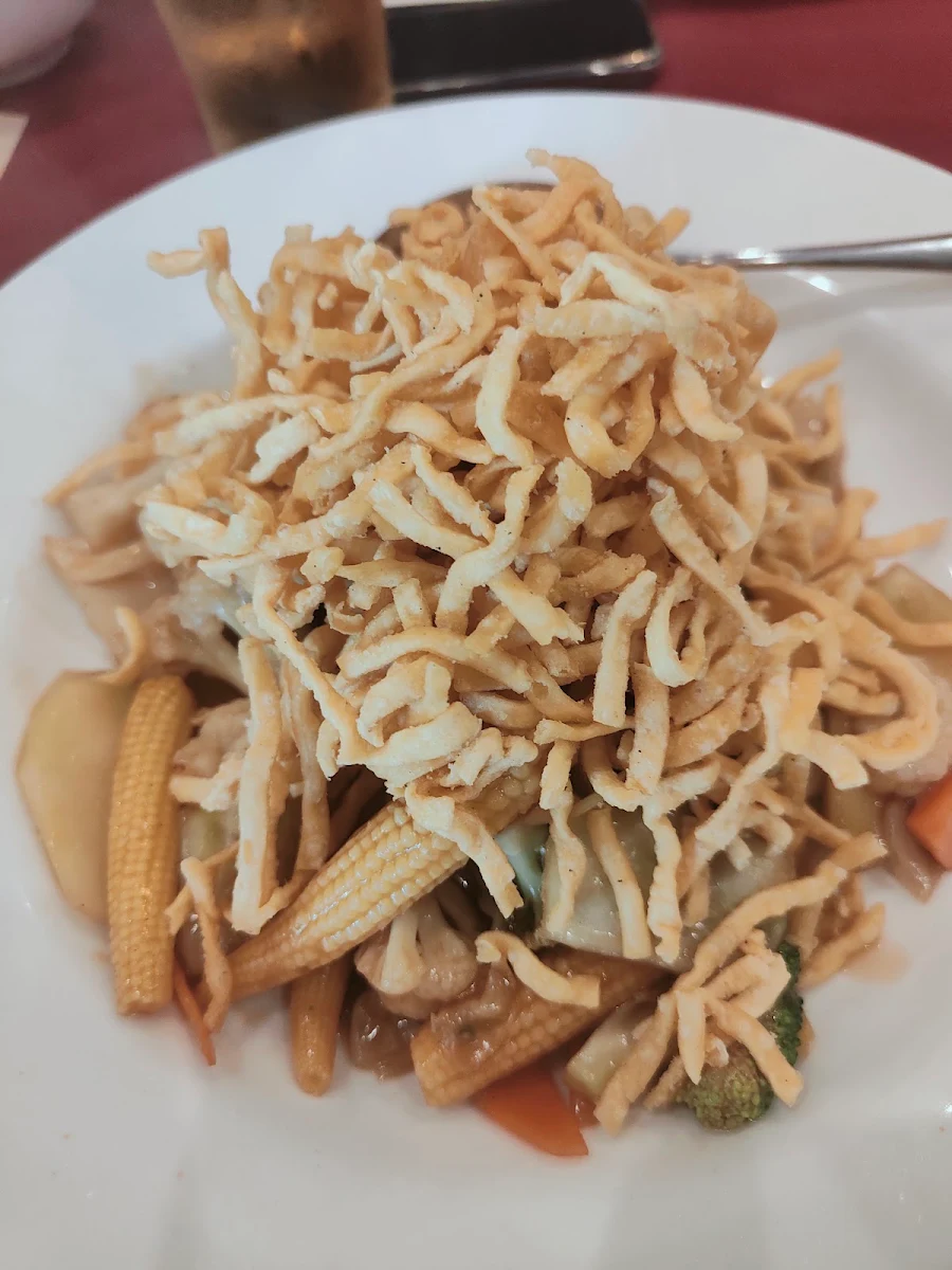 Highlights, Peacock Gardens Chinese & Thai Restaurant