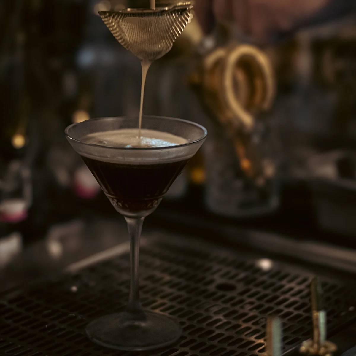 Highlights, Ambassador Bar