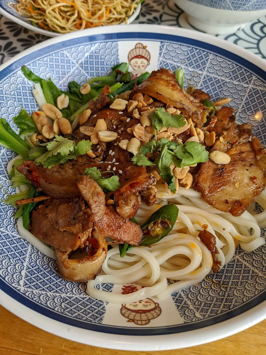 Stir Fry Pork Belly Noodle