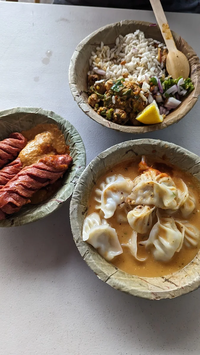 Highlights, Tapari Momo