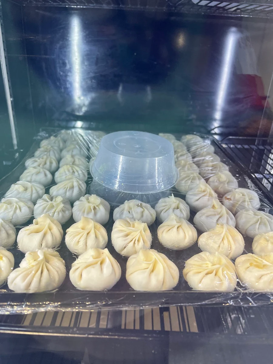 Raw Momos, Tapari Momo