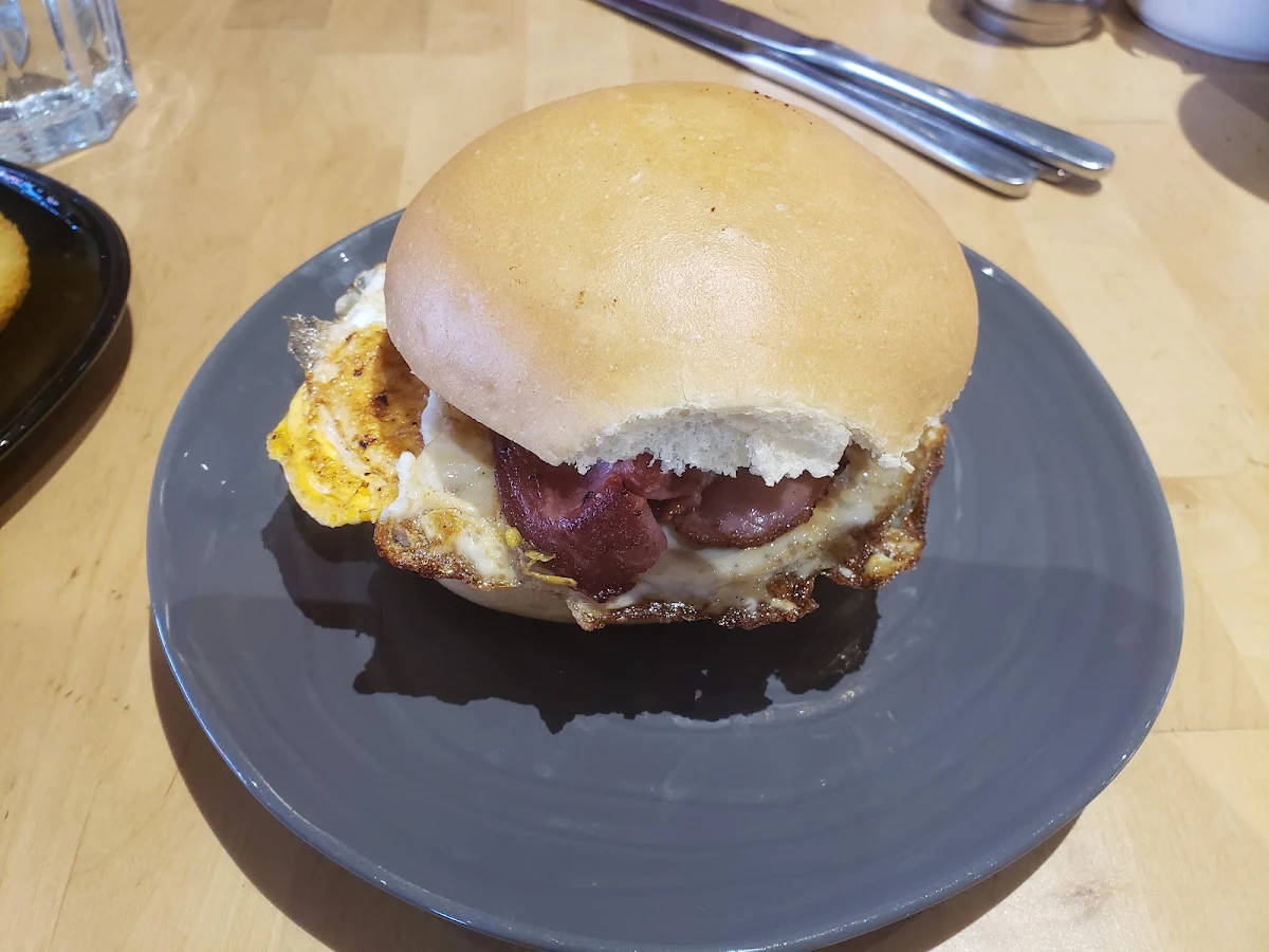 Burger, Colossal Cafe