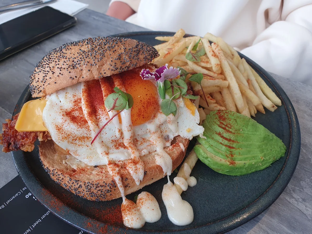Highlights, Andonis Cafe & Bar, Mount Gravatt (Logan Rd)