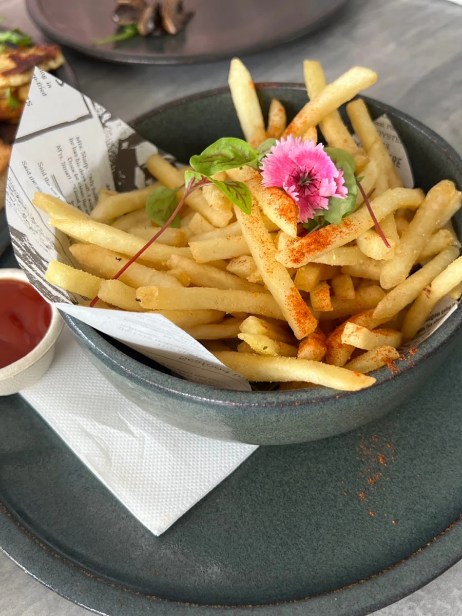Highlights, Andonis Cafe & Bar, Mount Gravatt (Logan Rd)
