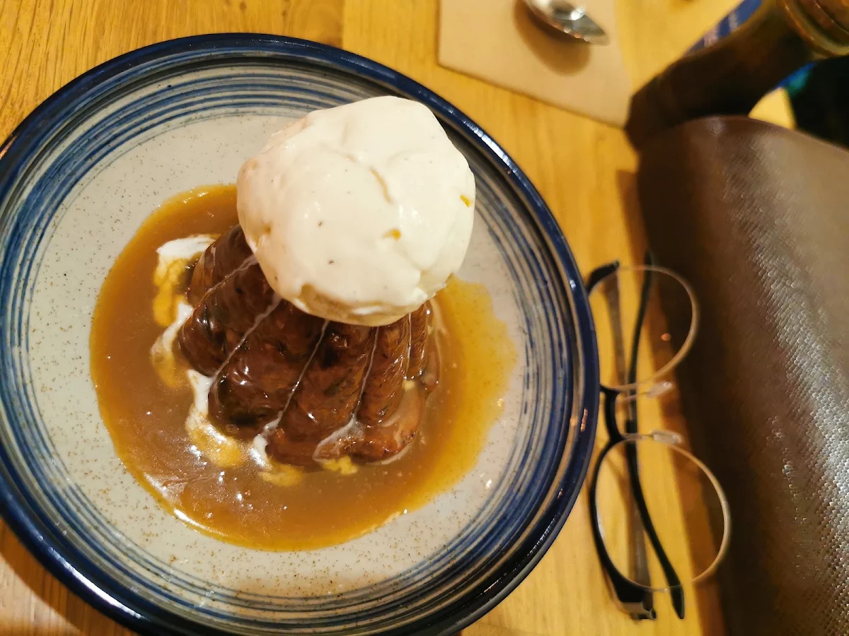 Sticky Date Pudding