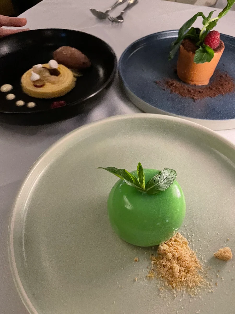 Highlights, The Wintergarden Restaurant at Hydro Majestic