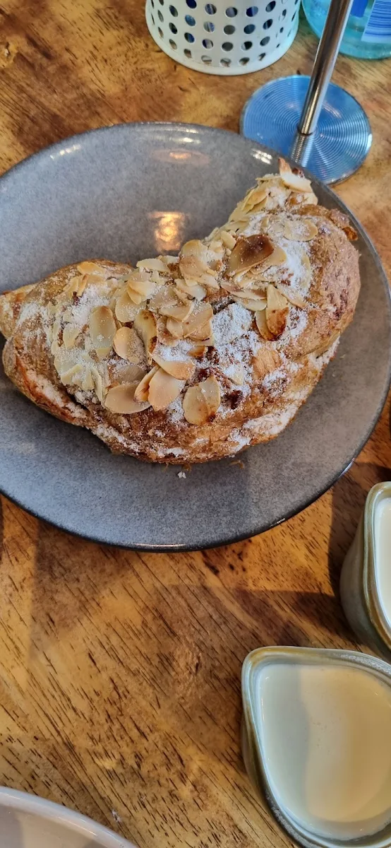 Almond Croissant