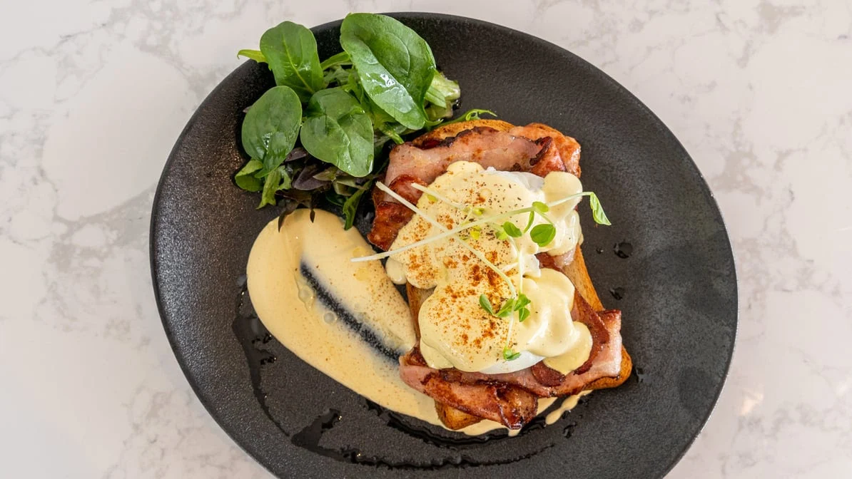 Highlights, Jack Little Cafe