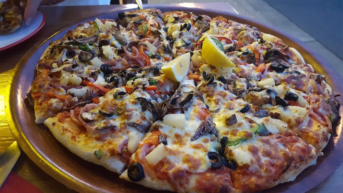 Highlights, Paragon Pizzeria
