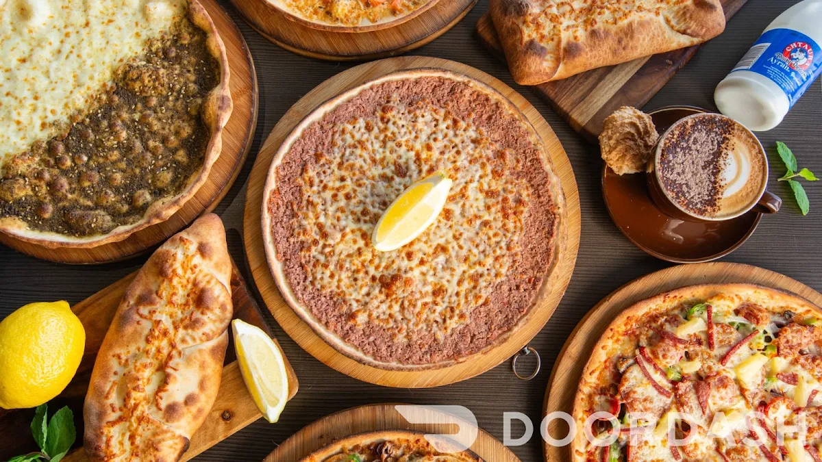Highlights, 363 Cafe Lounge & Bakery Campsie (Manoush)